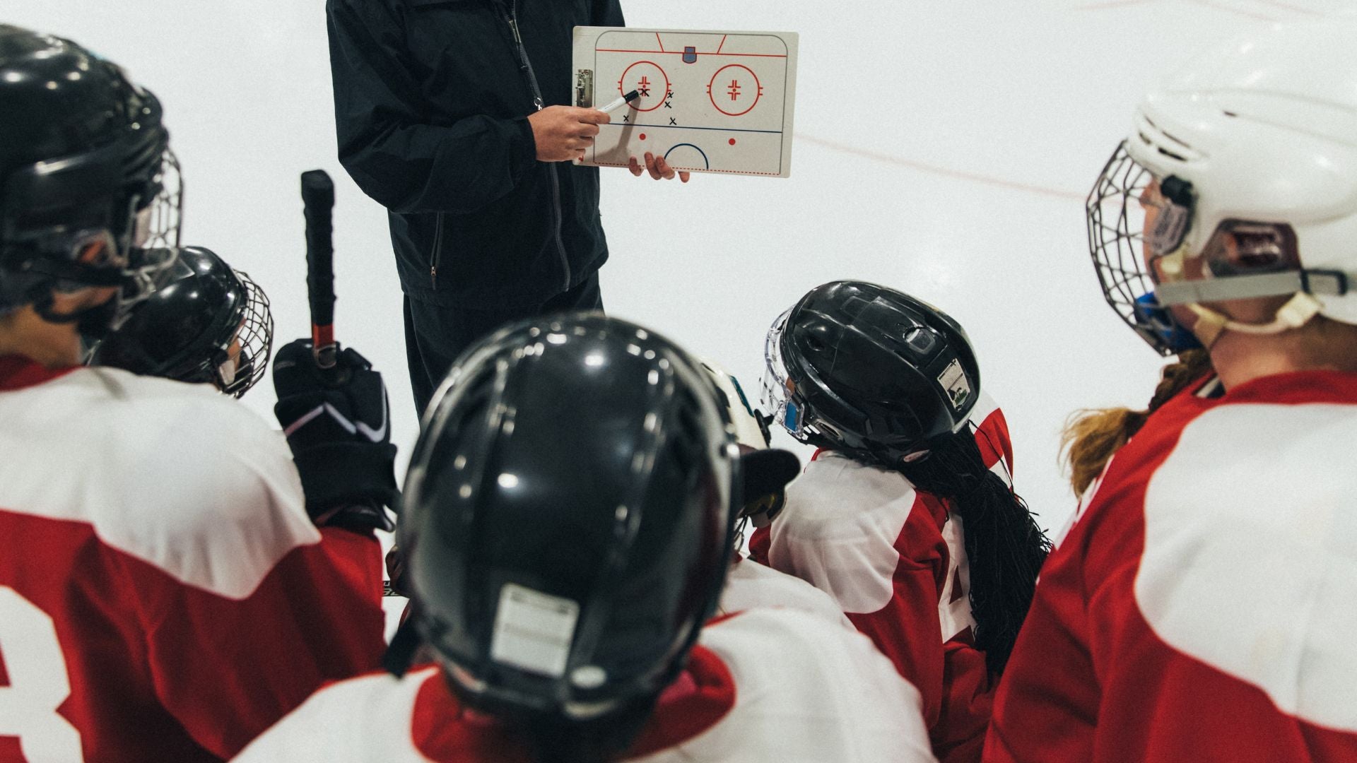 The Benefits of a Single Hockey Camp Experience